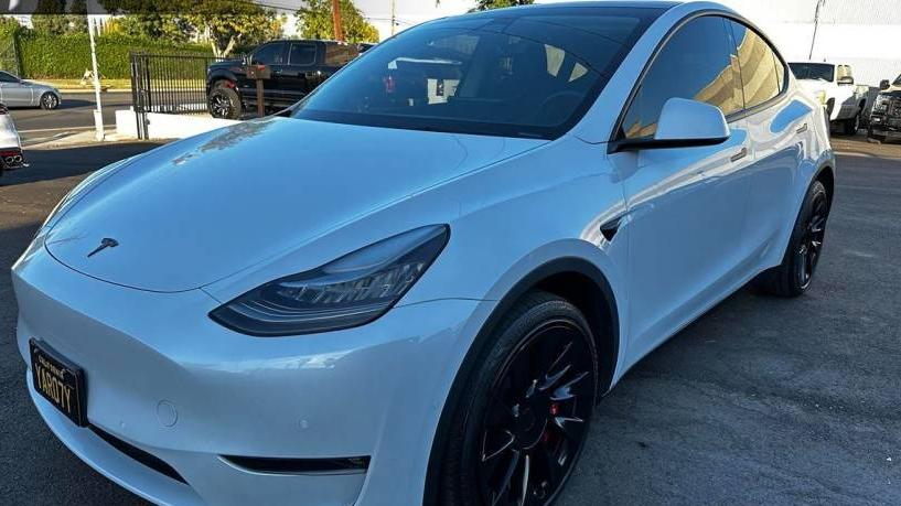 TESLA MODEL Y 2021 5YJYGDEE3MF296603 image